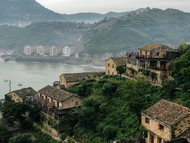 浙江溫嶺石塘漁村老石屋 像&ldquo;碉堡&rdquo;曾經(jīng)3000元一棟 現(xiàn)在數(shù)十萬(wàn)元買(mǎi)不到